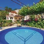 Great View Montage Pool Intact Nature 1600m2 Apartment