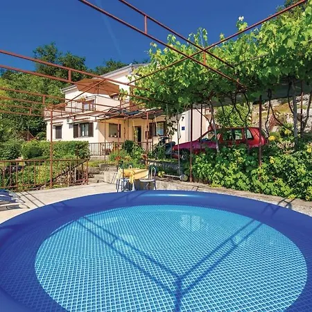 Great View Montage Pool Intact Nature 1600m2 Apartment