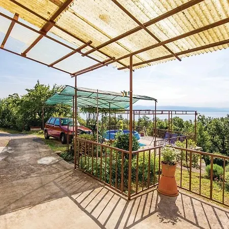 Great View Montage Pool Intact Nature 1600m2 Lovran